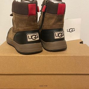 UGG Kids Turlock Leather Weather 🥾 Boots